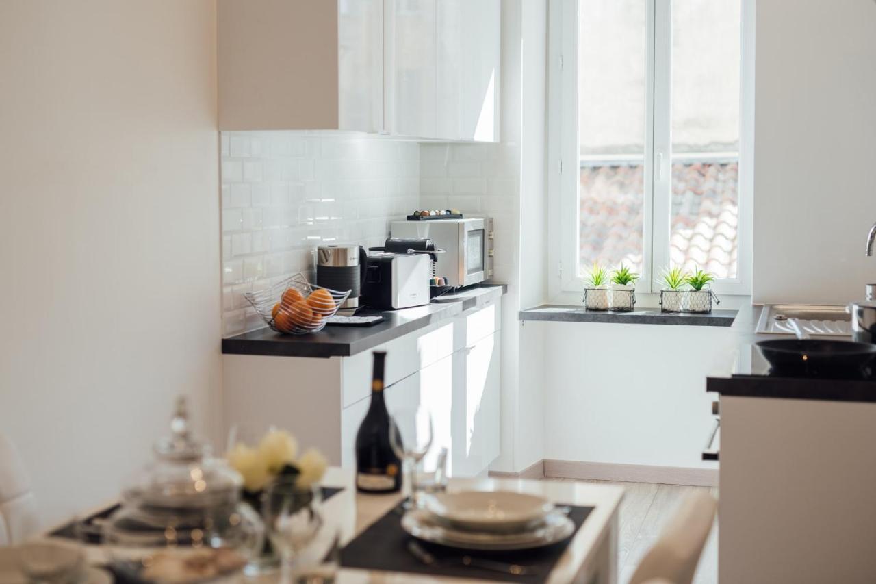 Leilighet Le Notre Dame 3br With Ac And Balcony In The Heart Of Welkeys *