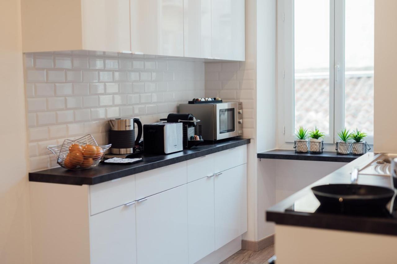 Le Notre Dame 3br With Ac And Balcony In The Heart Of Welkeys Leilighet